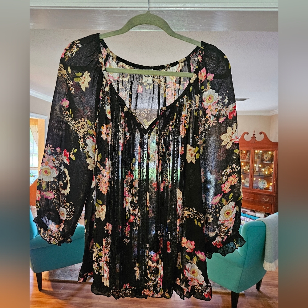 Bila Boho 100% Rayon Floral Peasant Top/Blouse